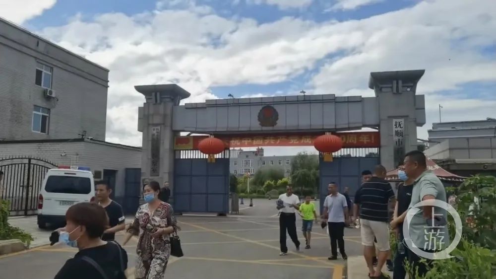 正当防卫or防卫过当辽宁残疾按摩师反杀入室行凶者案二审