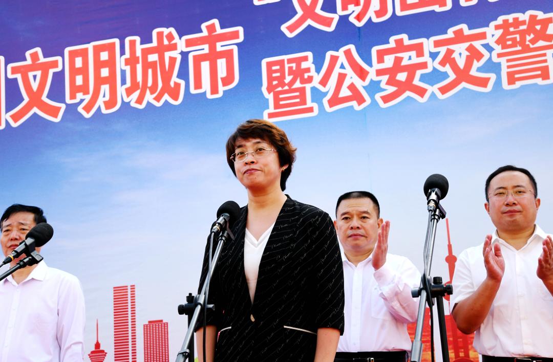 沧州市创建全国文明城市文明出行平安相伴行动暨公安交警铁骑机动队