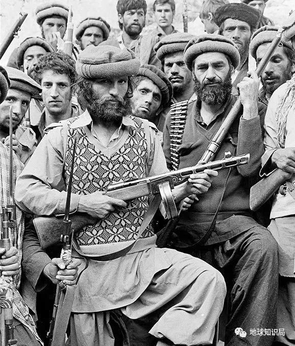 塔利班步步紧逼