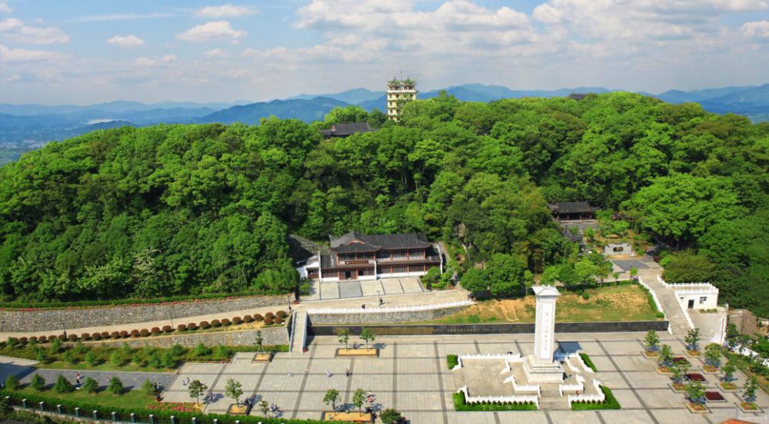 深度游英山系列93烈士陵园忆壮魂品红色经典