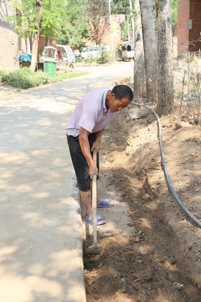 汝阳红里村加快污水管网改造建设宜居美丽乡村