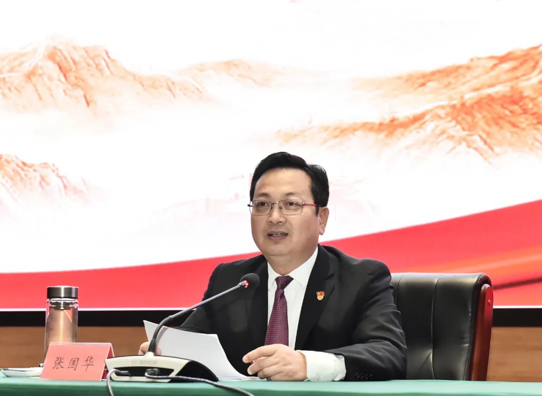 张国华出席雄安新区公务员宪法宣誓仪式和初任培训班开班式