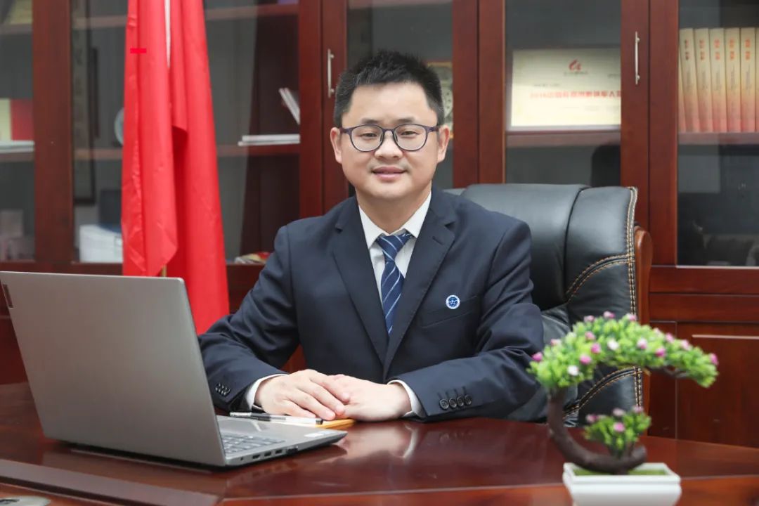 肇庆这所学校教师团重磅亮相!