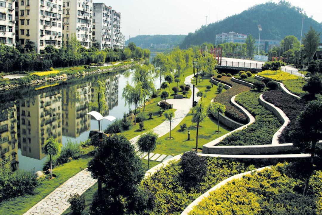 湖北省十堰市深入推进泗河流域水环境综合治理与可持续