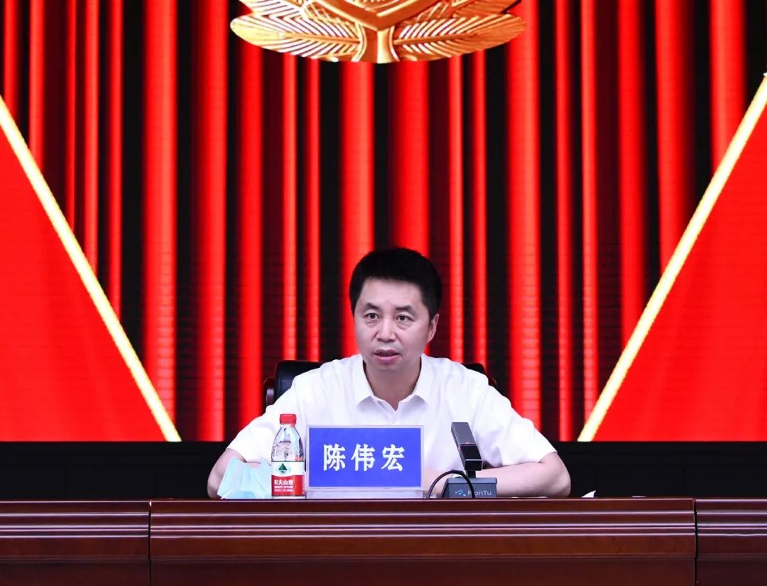 鹤岗公安