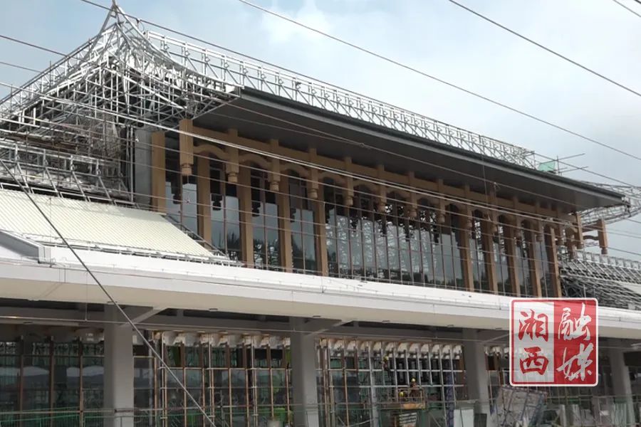 高铁倒计时芙蓉镇高铁站加快推进站房建设