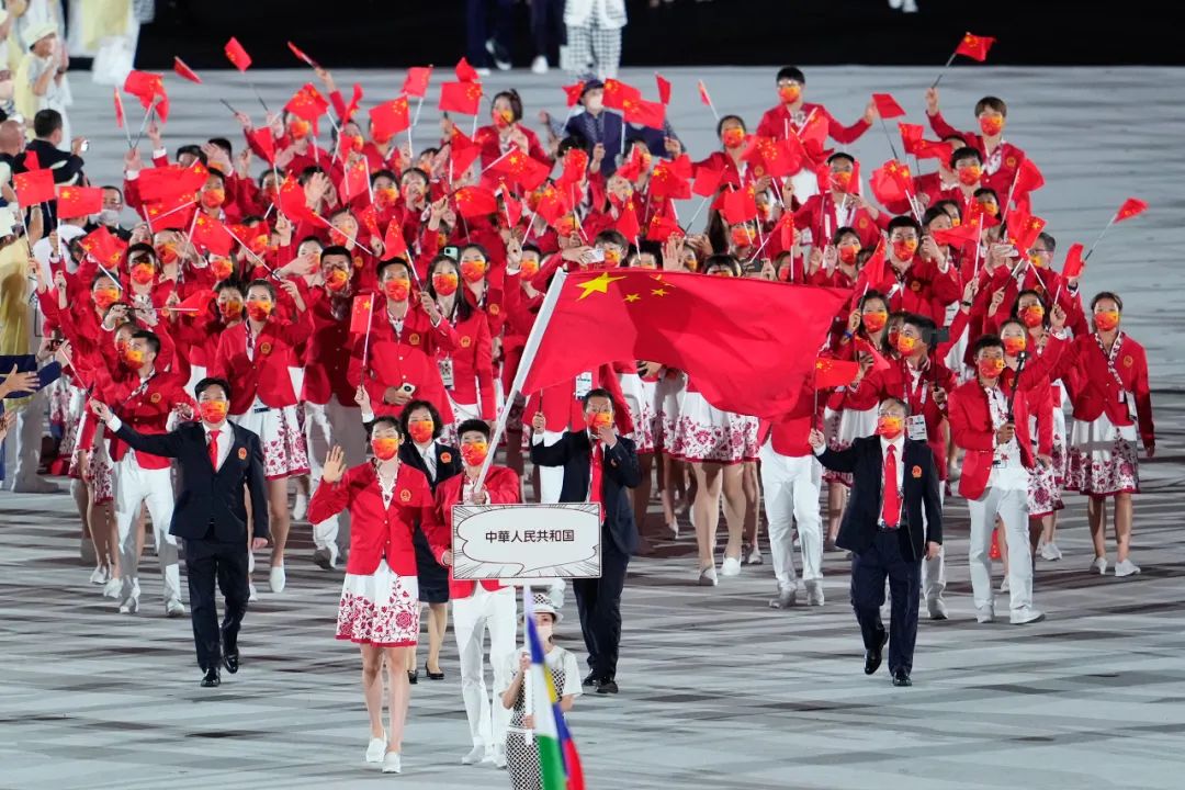 届奥运会是中国体育代表团中国体育代表团由777人组成在本届奥运会上