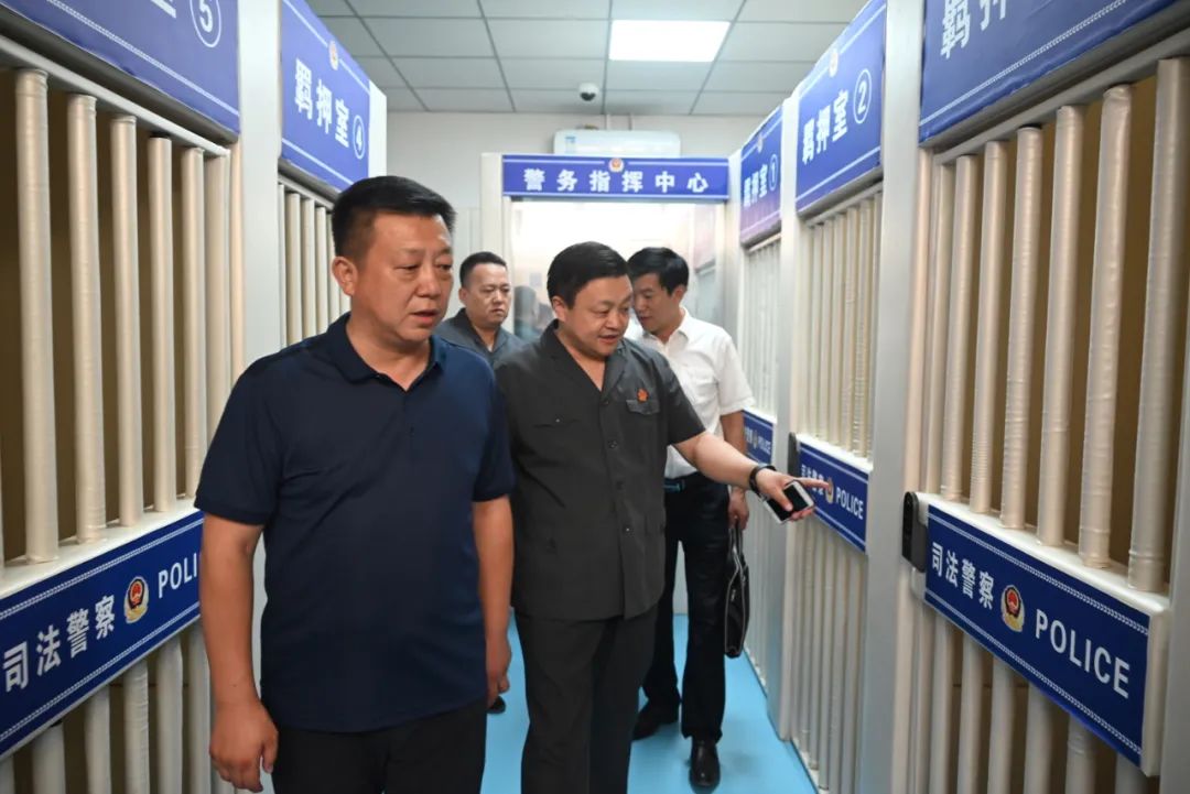 县委常委,政法委书记陈玮调研瓜州县法院工作