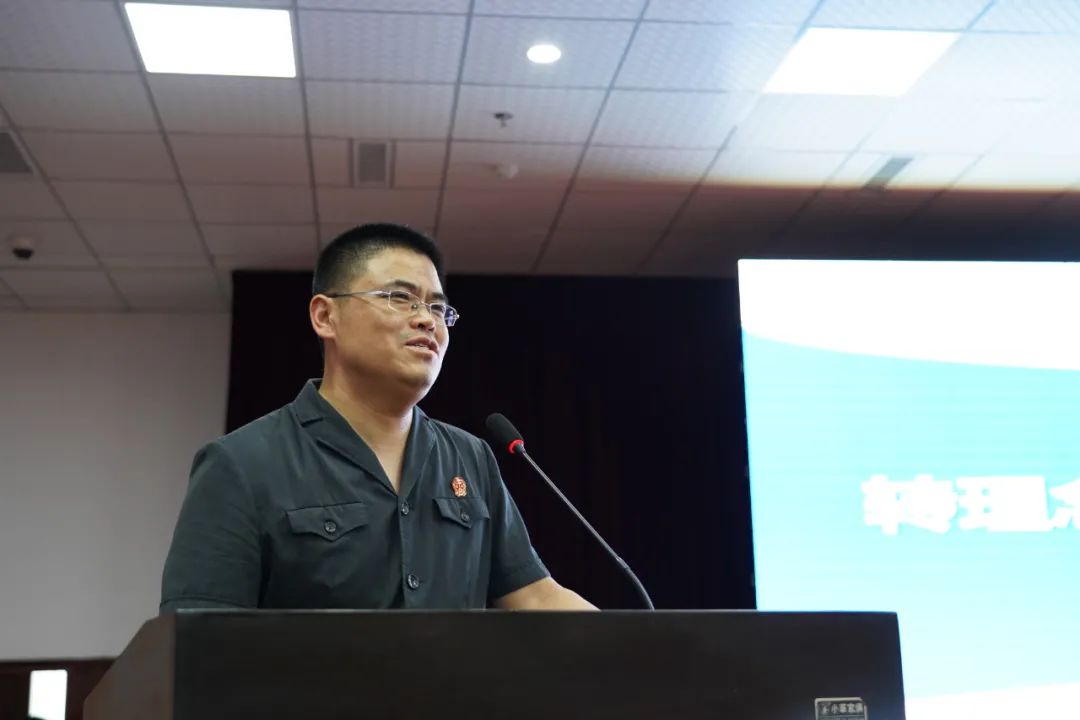 龙口法院党组书记,院长曲振涛汇报执行办案模式创新工作