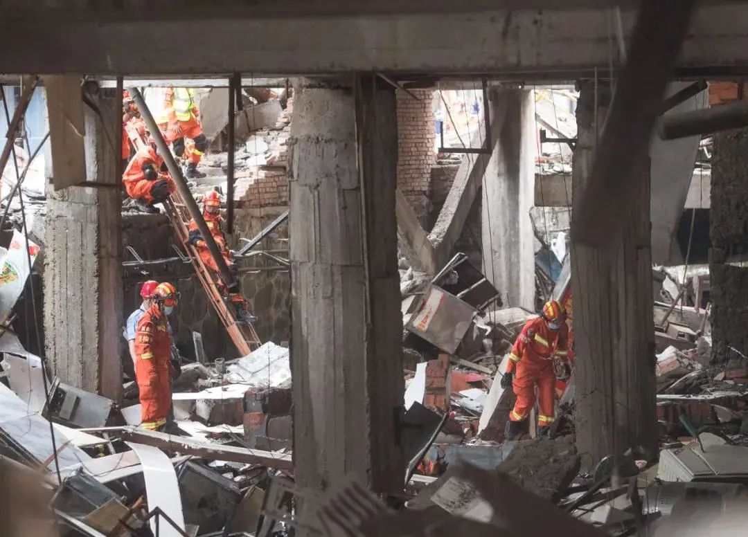 因坍塌事故，中铁十六局集团地铁工程有限公司被建议处罚40万_济南市_历下区_单位