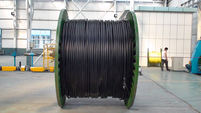 图为宇光公司自主研发生产的新型煤矿用无卤低烟电力电缆产品