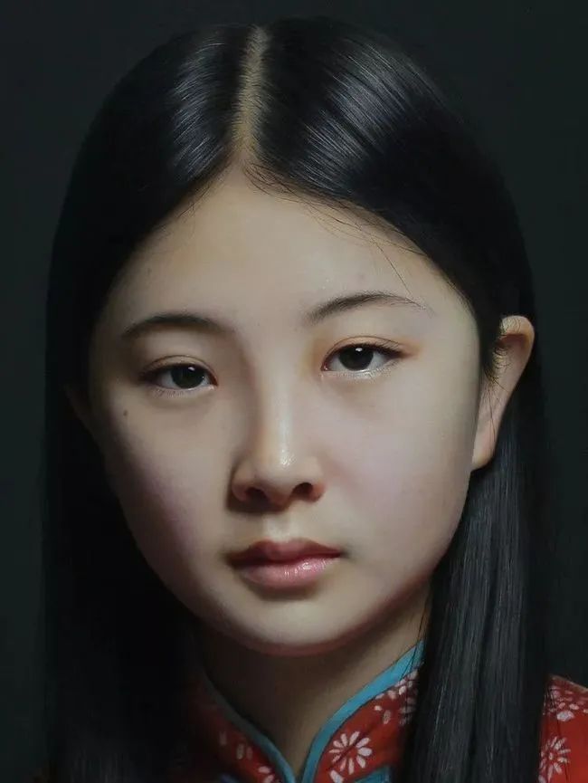 一句绝绝子看到这张人物画时1996年师从冷军深刻钻研超写实油画张青