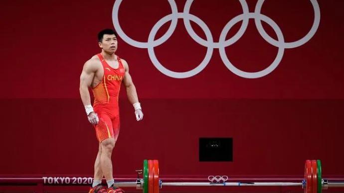 无论领先中国举重队多少公斤，都千万不要以为你已经赢了