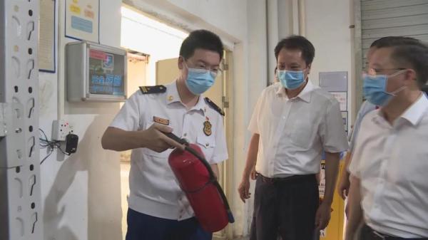 寮步镇委书记叶沃昌率队开展安全生产大检查筑牢安全生产防护网