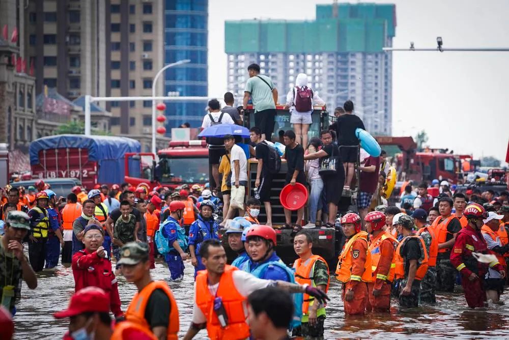 痛心河南強降雨已致69人遇難鄭州京廣快速路隧道發現6名遇難者