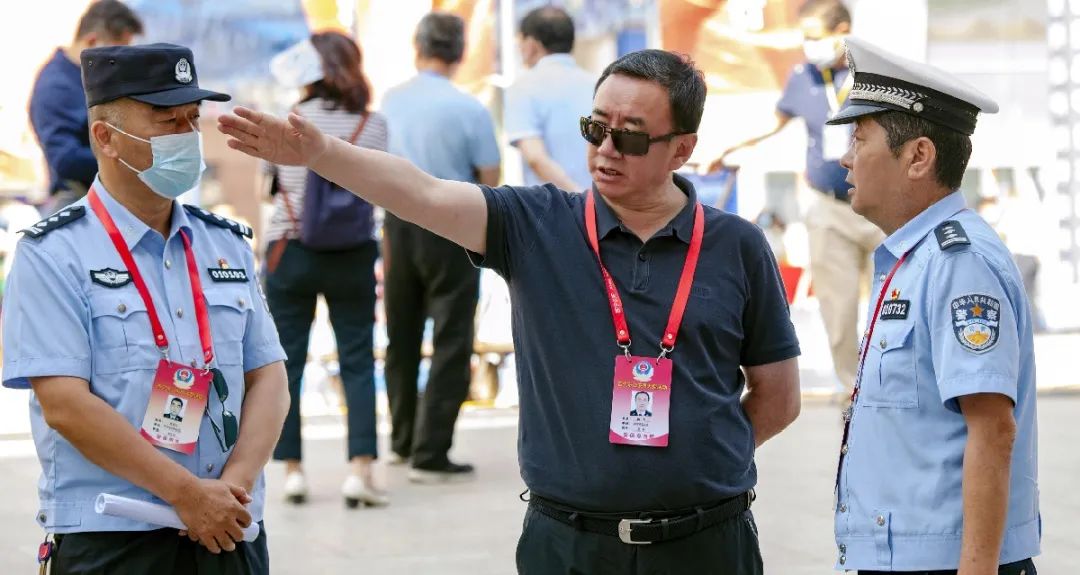 田旭现场督导青洽会安保工作