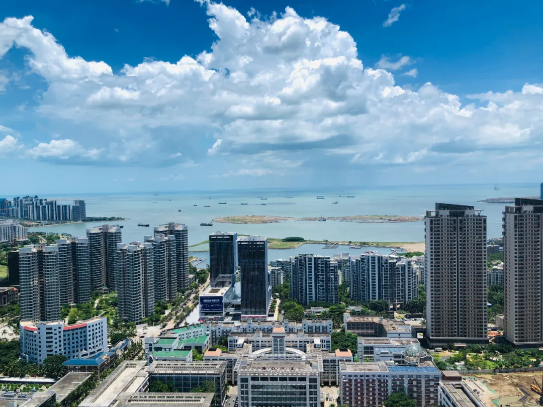 中介贩卖焦虑 购房者跟风入局 重拳整治下海南楼市乱象暗涌_澎湃号·媒体_澎湃新闻-The Paper