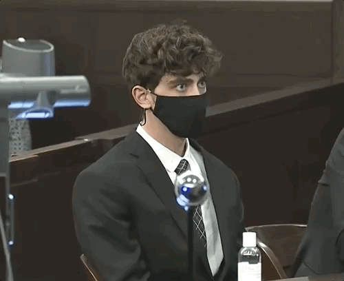 小鲜肉飙车撞死母女全美网友却为他求情