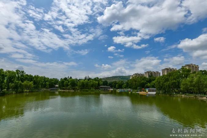 天水麦积区:夏日马跑泉公园