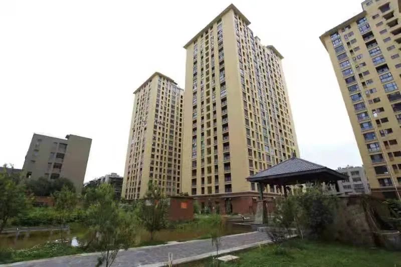 《关于提请债权人会议审议并表决"尚源郦城"项目复工续建及共益债借款