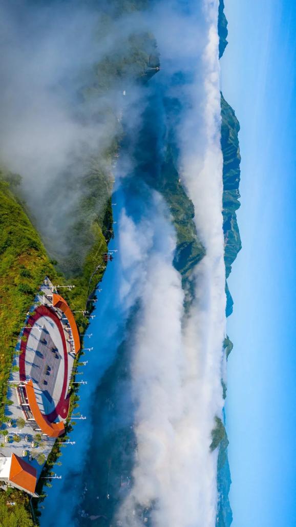 影像丨李东旭乌蒙山麓云中镇雄