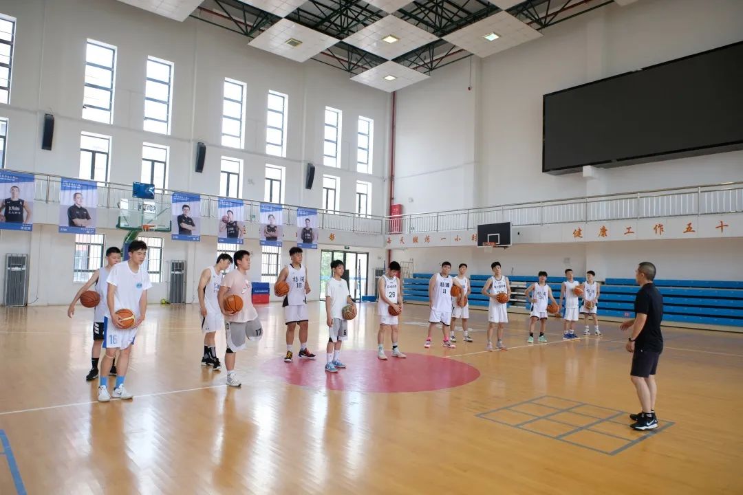 交大附中男篮,是怎样炼成的?
