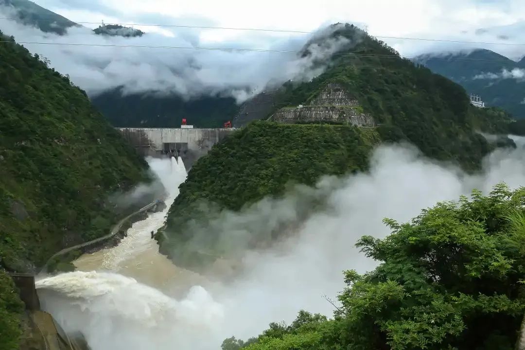 大渡河公司传承红色基因推动绿色发展