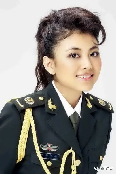 编 | 赵建华原标题:《英雄战歌感人旋律:mv《三十八个弹孔的传奇》》