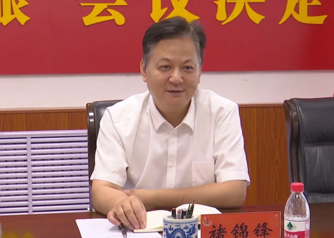 褚锦锋带队慰问驻韩部队官兵