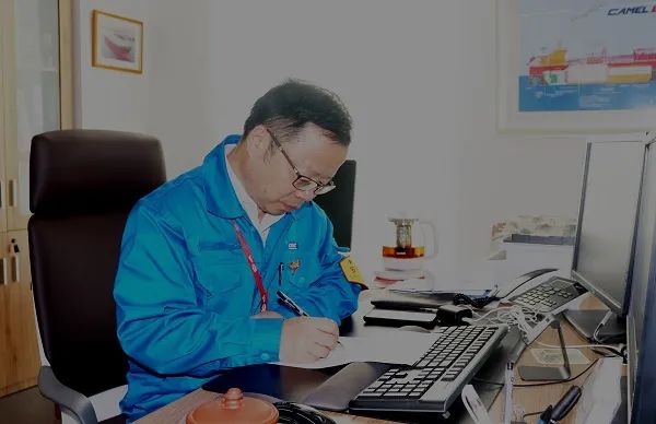 最美点赞船舶设计大师20年总工胡可一带领江南造船厂继续研发新船型