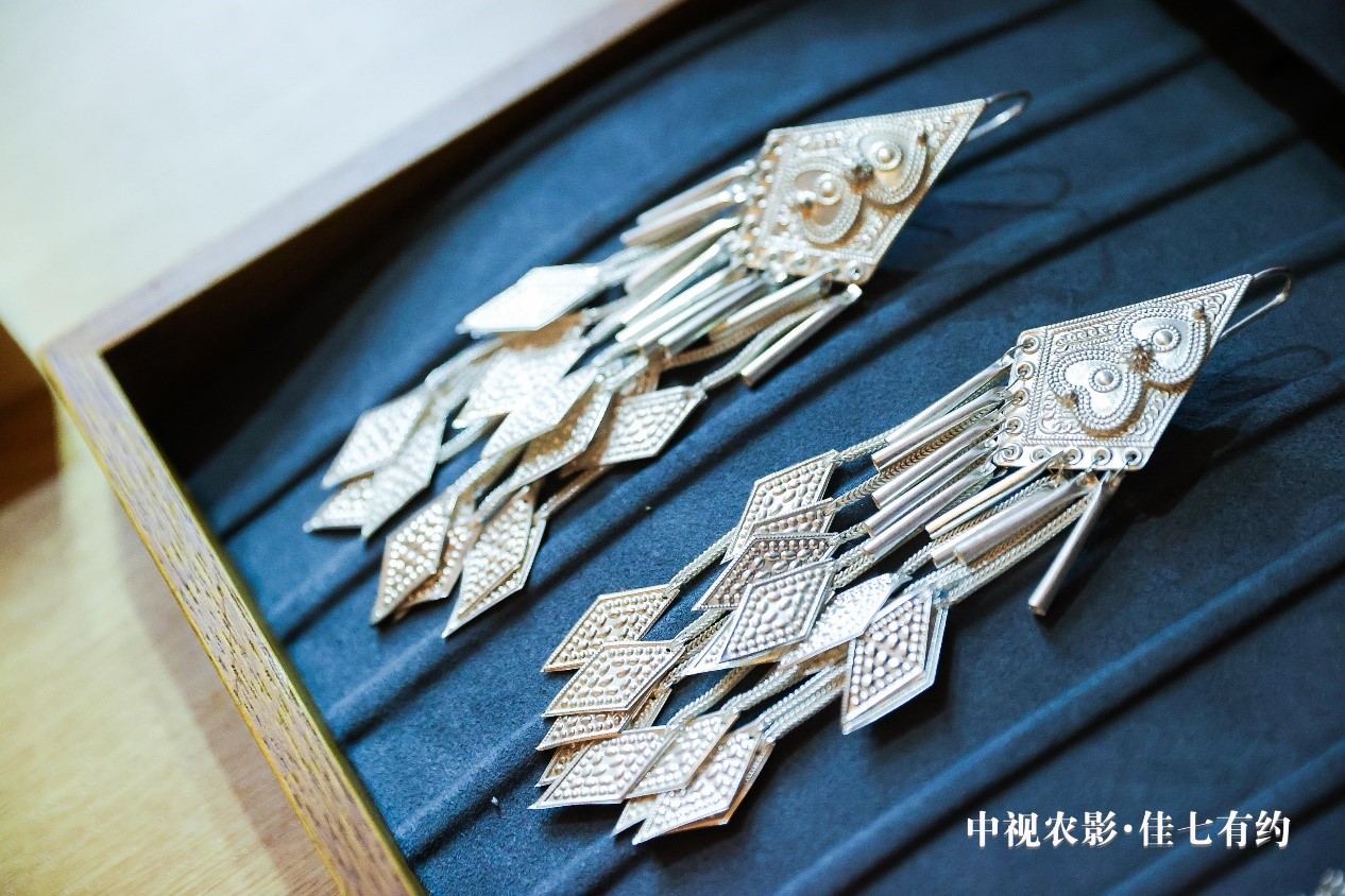 “彝风彝韵”小凉山非遗文化展示