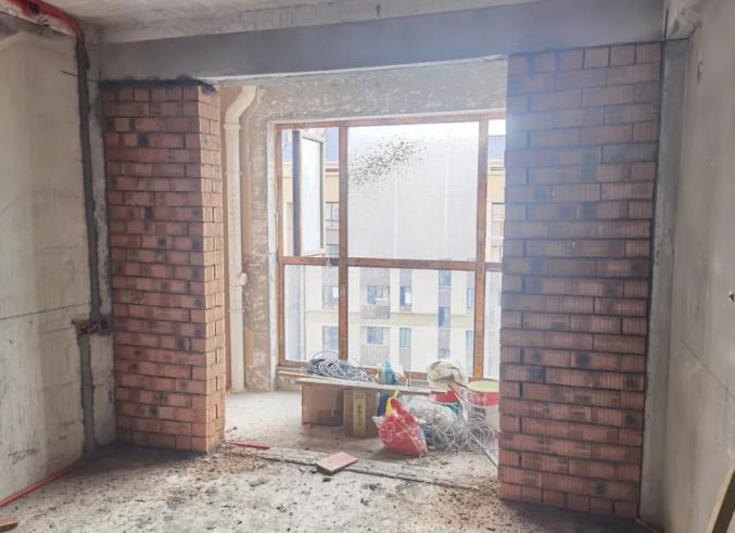 专项执法装修砸了承重墙金山区枫泾城管中队教科书式处置