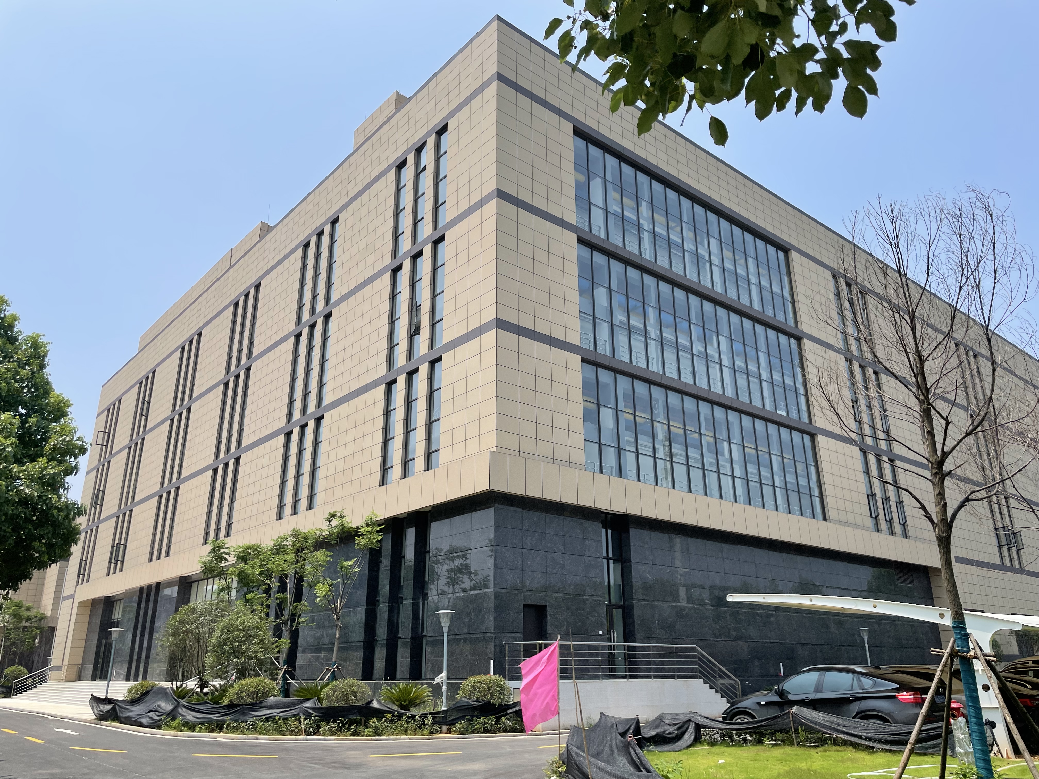 湖北省内等级最高的数据中心投入试运行