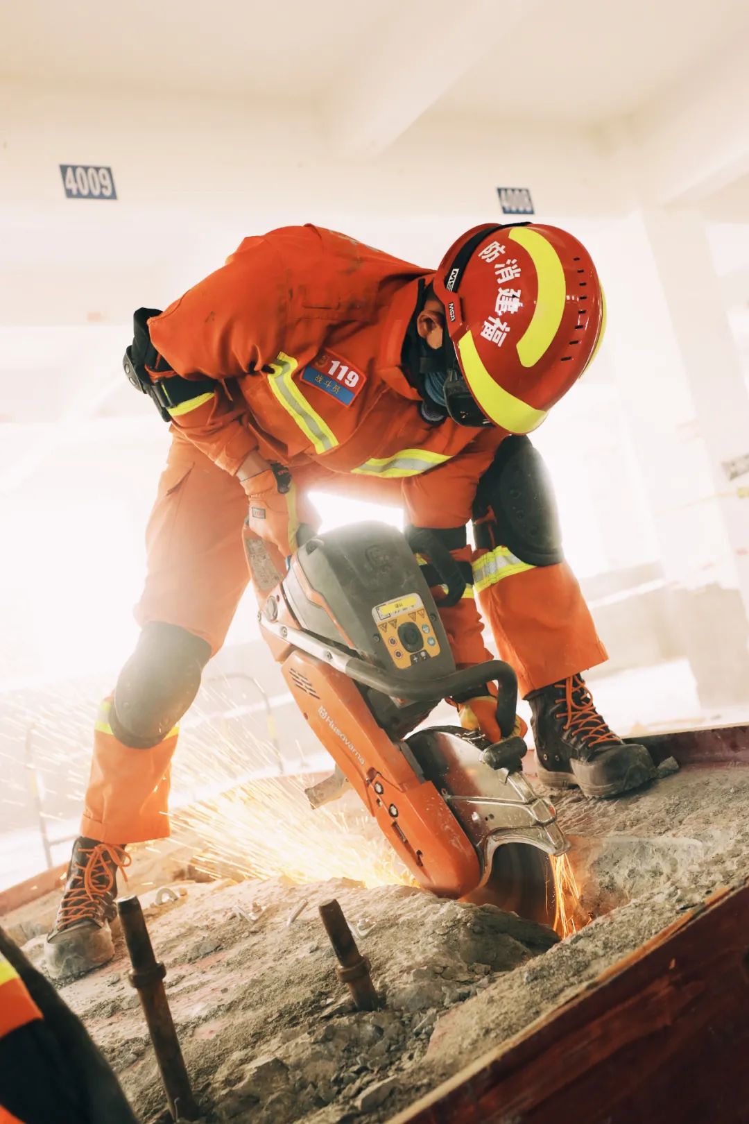 消防员招录 | 英雄百炼成钢,职业无上荣光!期待你的加入!
