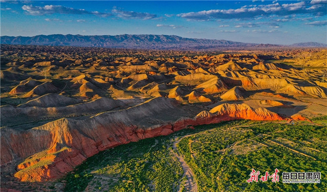白银市景泰县中泉镇红沟丹霞别样红