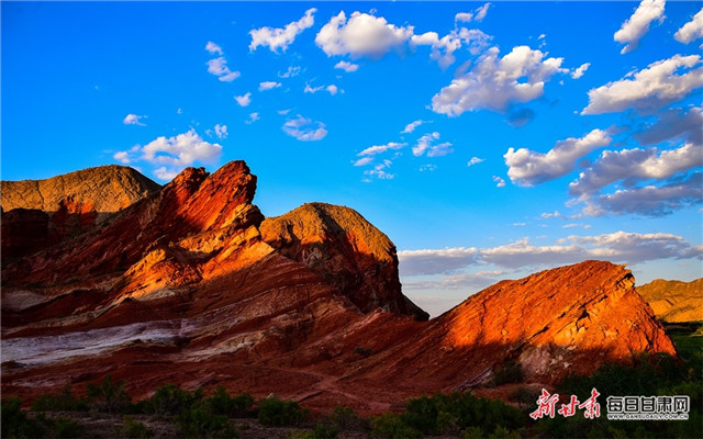 白银市景泰县中泉镇红沟丹霞别样红