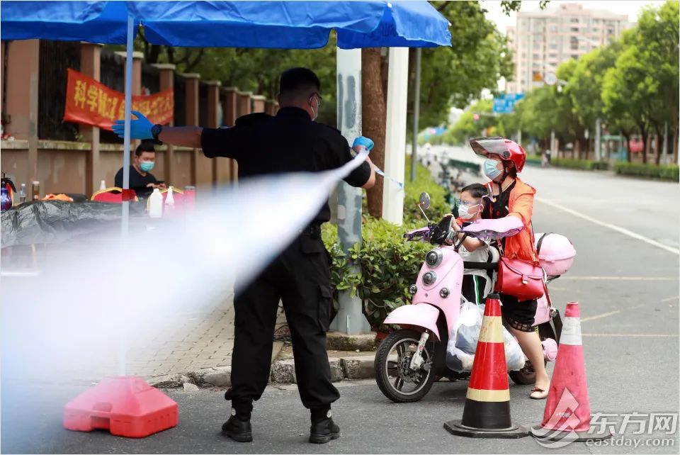 直击心圆西苑小区封闭管理现场