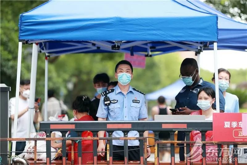 直击心圆西苑小区封闭管理现场