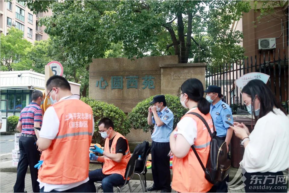 直击心圆西苑小区封闭管理现场