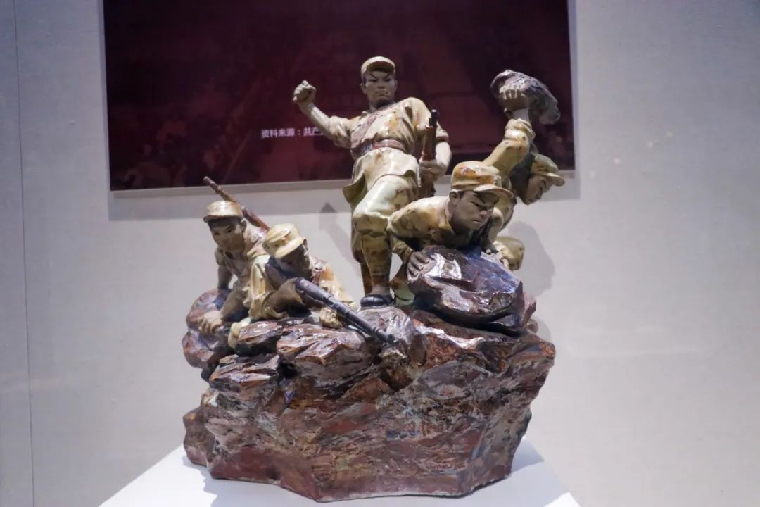 永远跟党走720掌上看石湾陶塑作品展