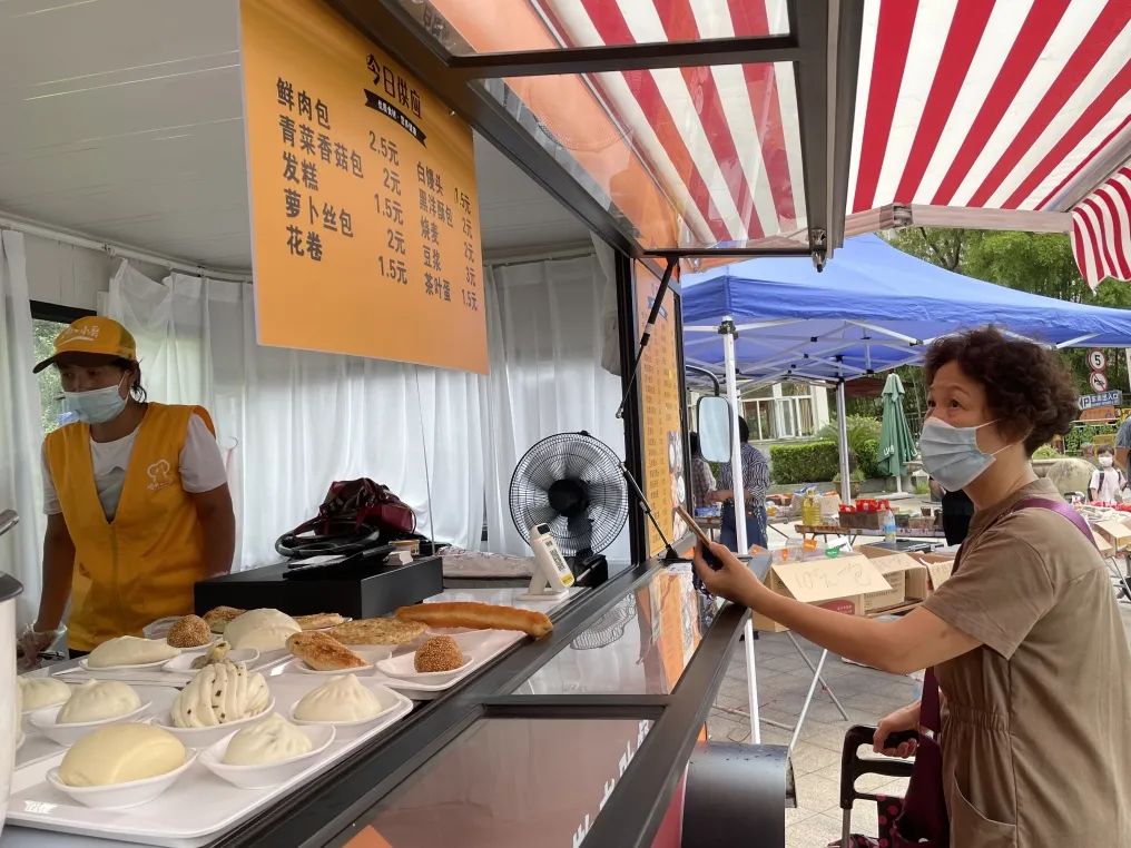 从早餐卖到晚饭高颜值餐车亮相杨浦街头