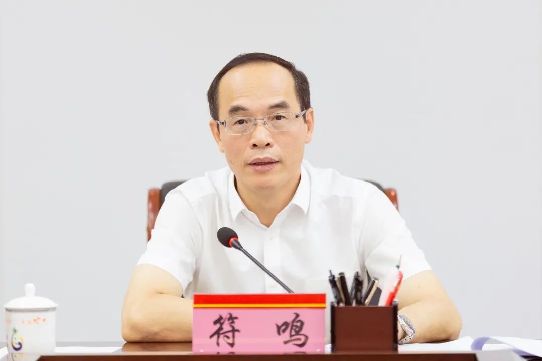 陵水召开县委应对疫情工作领导小组专题会议