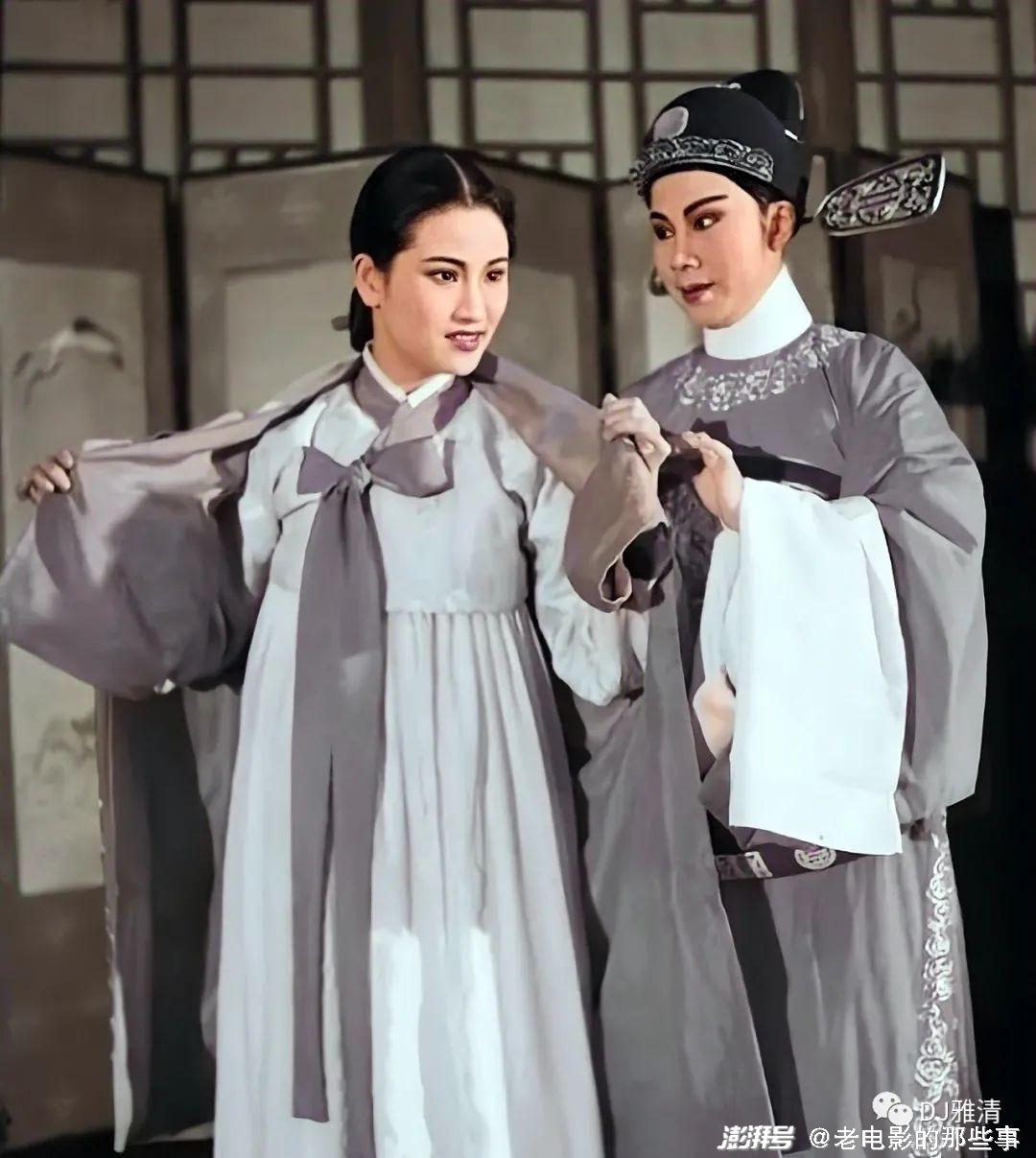 1954年,王文娟和徐玉兰创作合演了越剧《春香传》