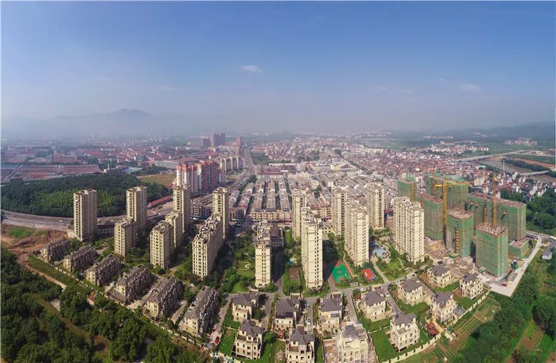 在武义江(桐琴段)上榜省级"美丽河湖"基础上,进一步深化河长制,打好"