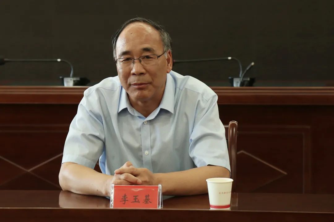 甘肃政法大学校长李玉基一行到新区法院调研
