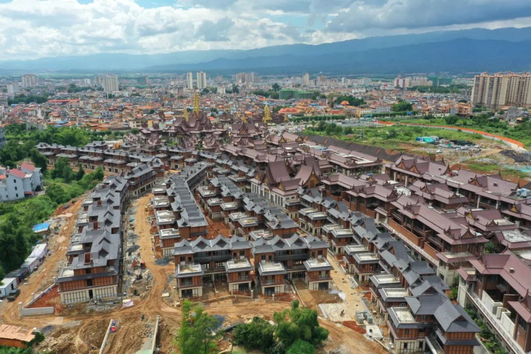 发现 芒市新地标:傣族古镇 再续家音