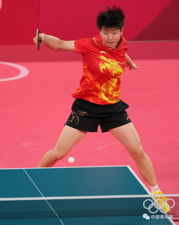 刘诗颖获女子标枪金牌太棒了!剪辑:王月婷祝贺中国健儿!原标题