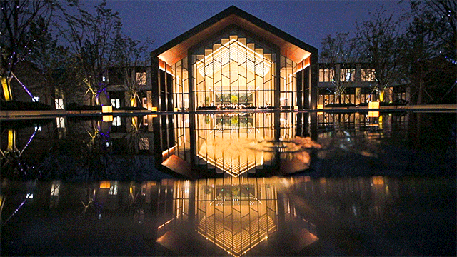 除了品小龙虾外快跟着小编一起"虾"玩吧~就在光明|花博酒店"虾"日盛宴