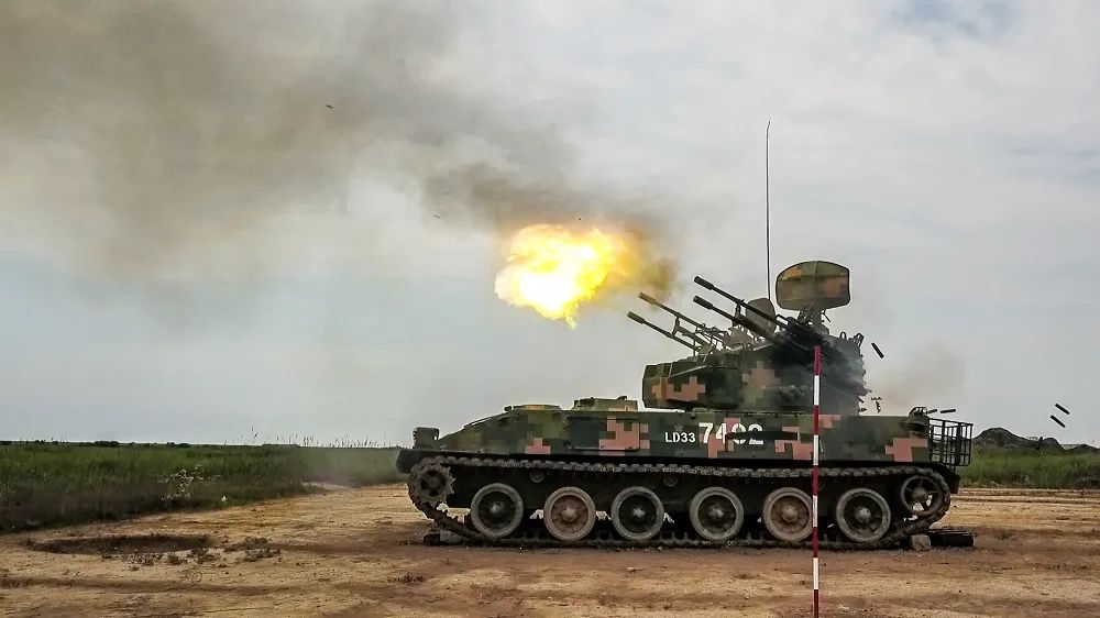 黄海之滨多型防空武器火力全开