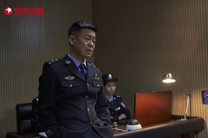 扫黑风暴今晚东方卫视开播孙红雷张艺兴刘奕君铁三角联手扫黑